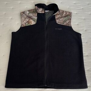 Columbia Black Vest with Camo Details